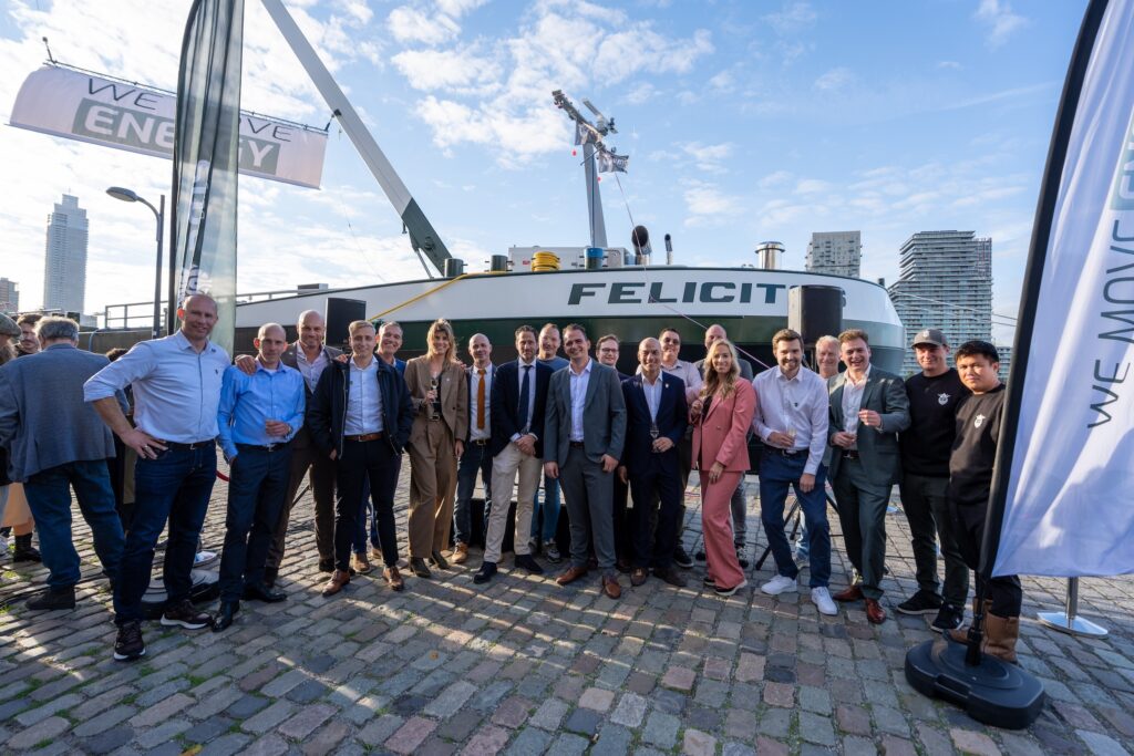 AMS Barging christens 9,000 m³ methanol-ready tanker Felicitas as fleet continues to grow